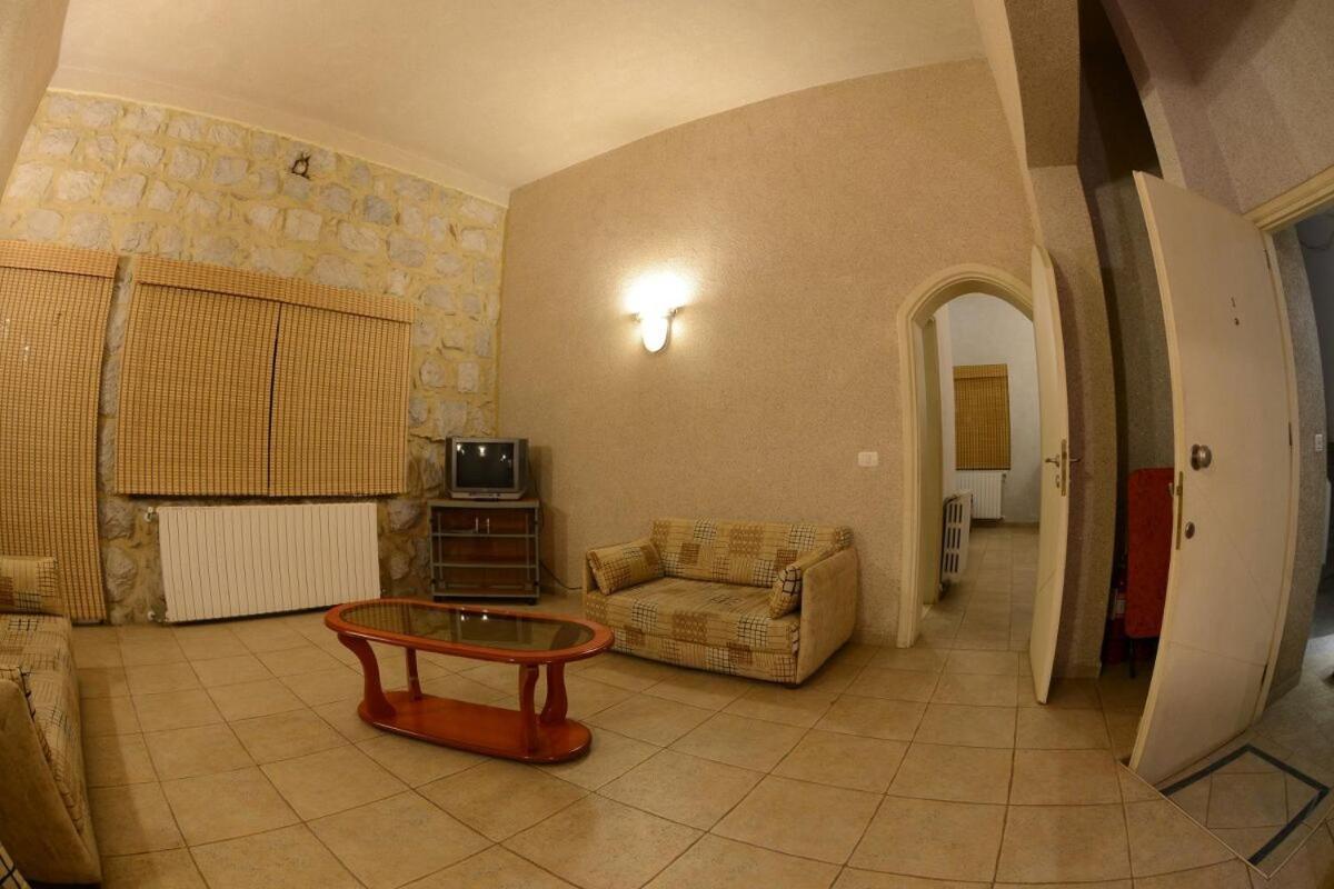 Bauhaus Chalets Apartment Bcharre Room photo